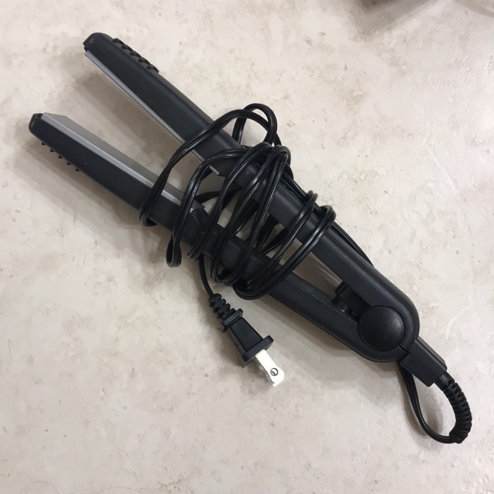 revlon flat iron